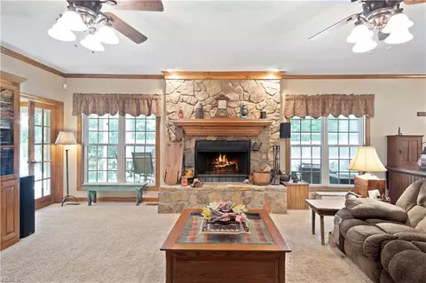 Living - 3901 Douglas Rd, Chesapeake, VA 23322 photo 2 of 2