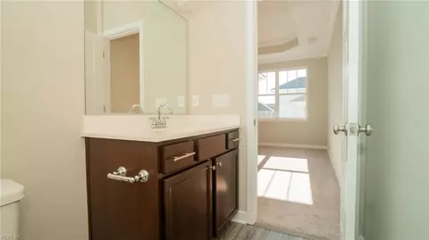 Entry Way - 110 Fishers Ct, Hampton, VA 23666 photo 8 of 9