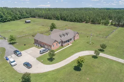4051 Vicksburg Rd, Suffolk, VA 23437