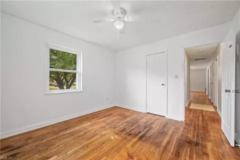 Bedroom - 156 Winchester Dr, Hampton, VA 23666 photo 1 of 3