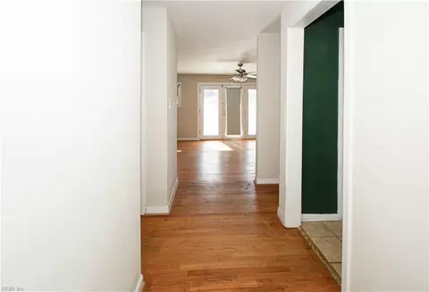315 Martha Lee Dr, Hampton, VA 23666 photo 6