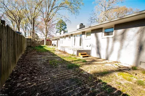 315 Martha Lee Dr, Hampton, VA 23666 photo 32
