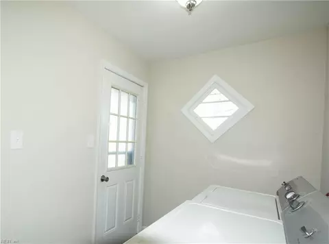 315 Martha Lee Dr, Hampton, VA 23666 photo 39