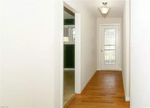315 Martha Lee Dr, Hampton, VA 23666 photo 17