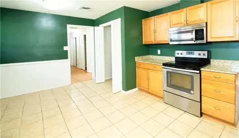 315 Martha Lee Dr, Hampton, VA 23666 photo 11