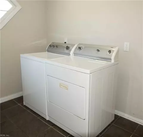 315 Martha Lee Dr, Hampton, VA 23666 photo 38