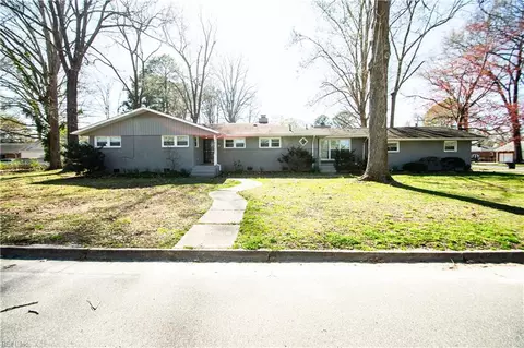 315 Martha Lee Dr, Hampton, VA 23666