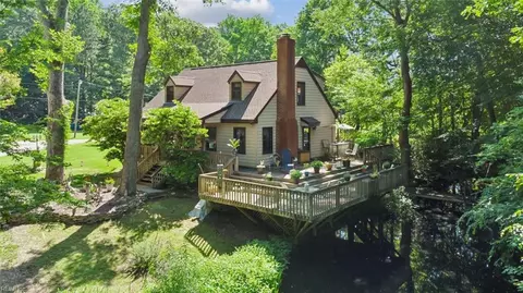 12482 Titus Cove Lndg, Carrollton, VA 23314