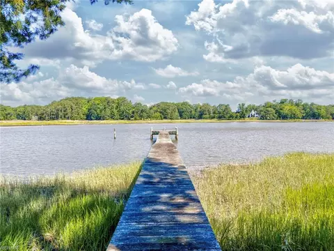 1600 Cotton Farm Ln, Suffolk, VA 23432