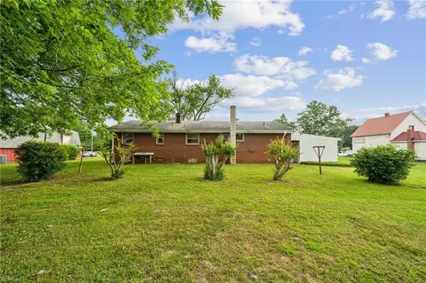 Exterior - 7451 Richmond Rd, Williamsburg, VA 23188 photo 2 of 2