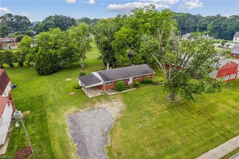 View/Area - 7451 Richmond Rd, Williamsburg, VA 23188 photo 9 of 9