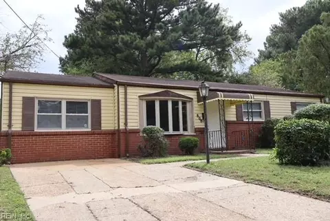 808 Weiss Ln, Norfolk, VA 23502