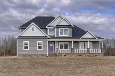 690 Longstreet Ln, Suffolk, VA 23437