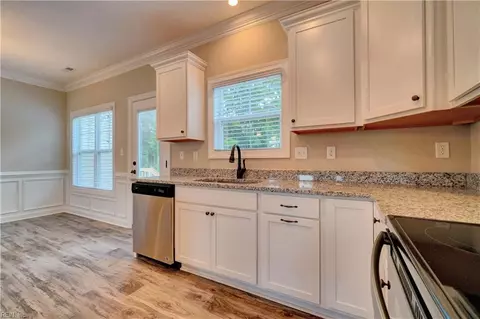 5444 Kenmere Ln, Smithfield, VA 23430 photo 14