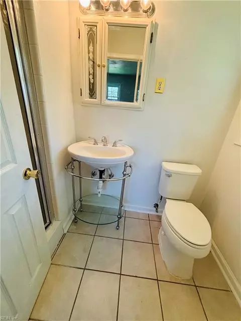 7 Shirley Dr, Hampton, VA 23666 photo 22