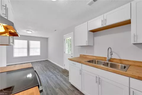 Other - 920 Mason St, Hampton, VA 23669 photo 4 of 9