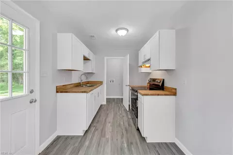 Other - 920 Mason St, Hampton, VA 23669 photo 2 of 9