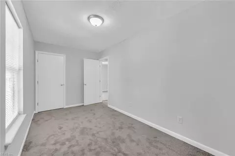 Bedroom - 920 Mason St, Hampton, VA 23669 photo 6 of 8