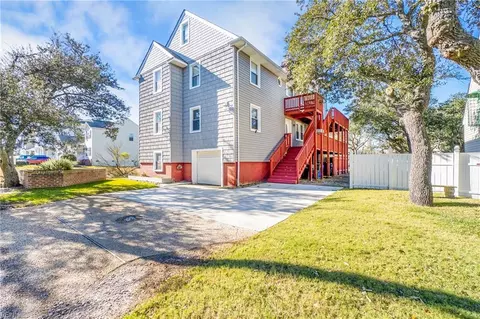9533 7th Bay St, Norfolk, VA 23518
