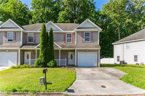 1231 Gunn Hall Dr, Virginia Beach, VA 23454