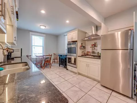 Kitchen - 270 Columbia Ave, Hampton, VA 23669 photo 5 of 5