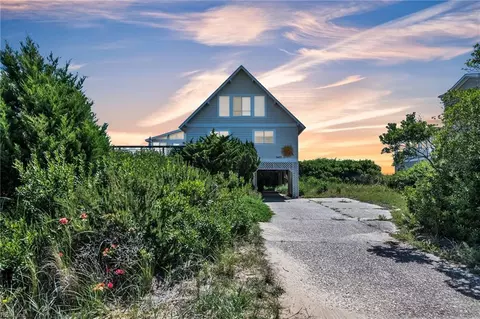 2472 Sandfiddler Rd, Virginia Beach, VA 23456
