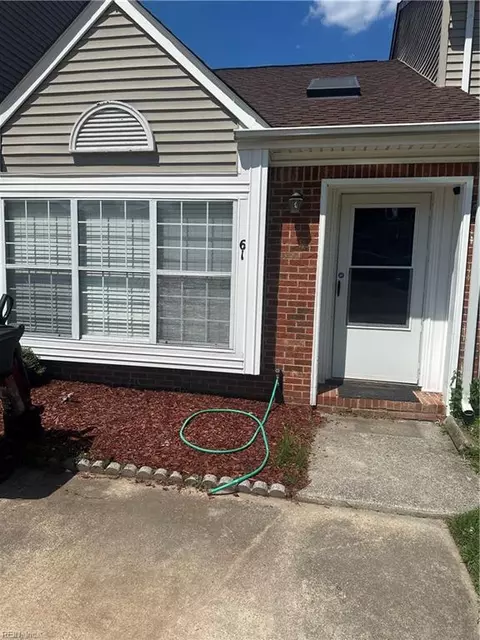 61 Riverchase Dr, Hampton, VA 23669