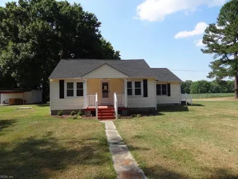 19041 Plantation Rd, Onancock, VA 23417