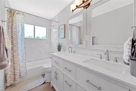 Bath - 1500 Morgan Dr, Hampton, VA 23663 photo 1 of 2
