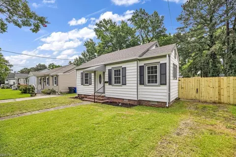 225 Charles Ave, Portsmouth, VA 23702