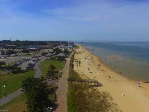 View/Area - 100 E Ocean View Ave #207, Norfolk, VA 23503 photo 14 of 17
