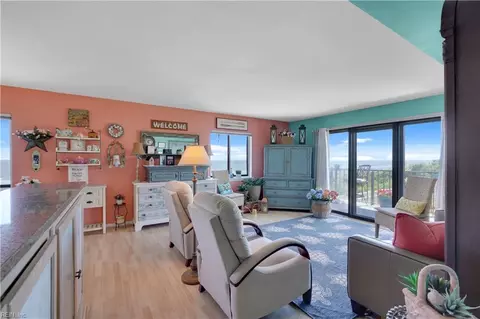 Living - 100 E Ocean View Ave #207, Norfolk, VA 23503 photo 4 of 4