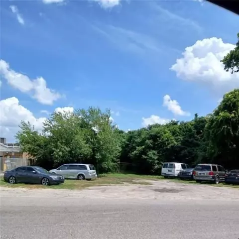 3709 Turnpike Rd, Portsmouth, VA 23701