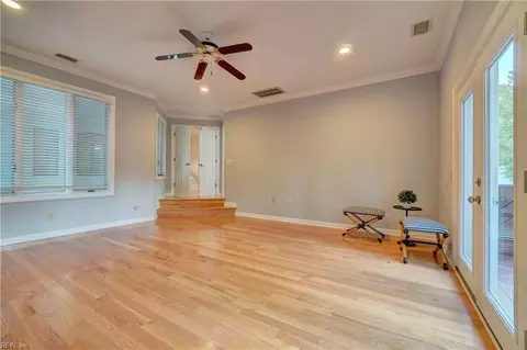 Living - 4024 Grant Ct, Chesapeake, VA 23321 photo 6 of 6