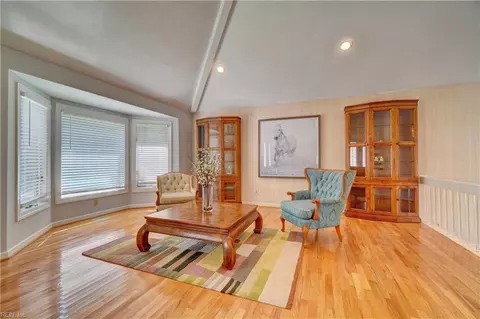 Living - 4024 Grant Ct, Chesapeake, VA 23321 photo 1 of 6