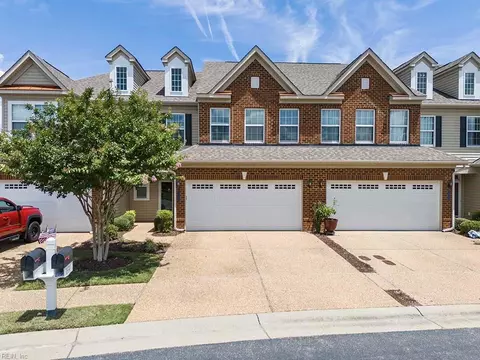 1531 Scoonie Pointe Dr, Chesapeake, VA 23322