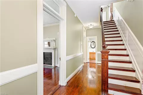 Entry Way - 336 Main St, Smithfield, VA 23430 photo 1 of 3