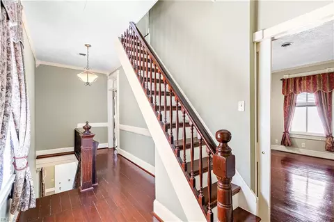 Entry Way - 336 Main St, Smithfield, VA 23430 photo 3 of 3