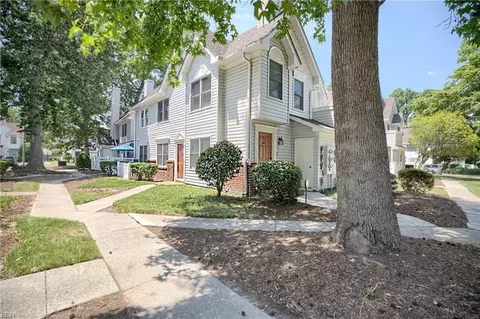 23 Tamarisk Quay Quay #I, Hampton, VA 23666