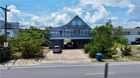 2953 Sandpiper Rd, Virginia Beach, VA 23456