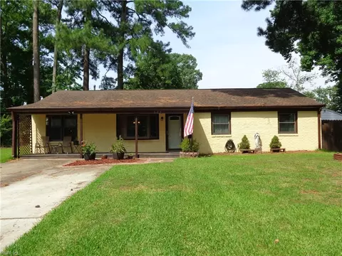 129 Ojibwa Ln, Virginia Beach, VA 23462