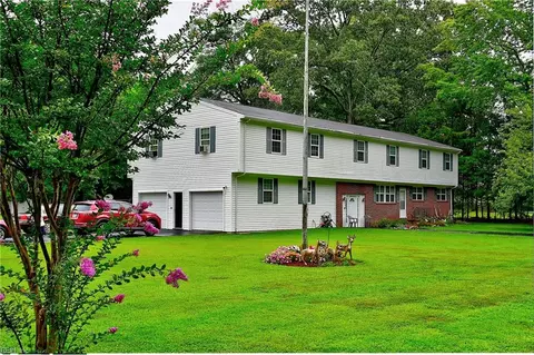 2540 Saint Brides Rd W, Chesapeake, VA 23322