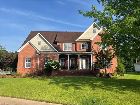 5001 Topsail Ct, Suffolk, VA 23435