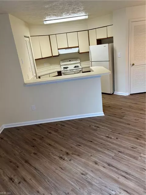 Kitchen - 97 Cape Dorey Dr #3A, Hampton, VA 23666 photo 1 of 1