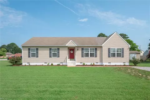 106 Williams St, Smithfield, VA 23430