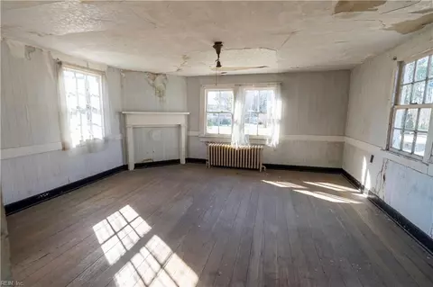 Other - 7260 Main St, Gloucester, VA 23061 photo 5 of 7