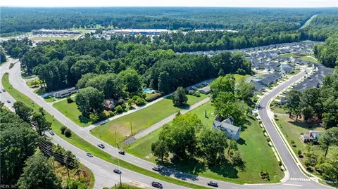 View/Area - 7260 Main St, Gloucester, VA 23061 photo 6 of 12