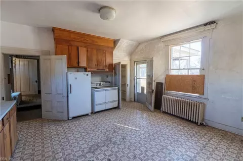 Kitchen - 7260 Main St, Gloucester, VA 23061 photo 1 of 2