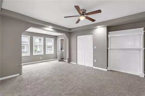 Living - 203 Wellons St, Suffolk, VA 23434 photo 1 of 4
