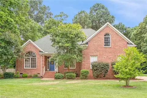 29 Emmaus Rd, Poquoson, VA 23662
